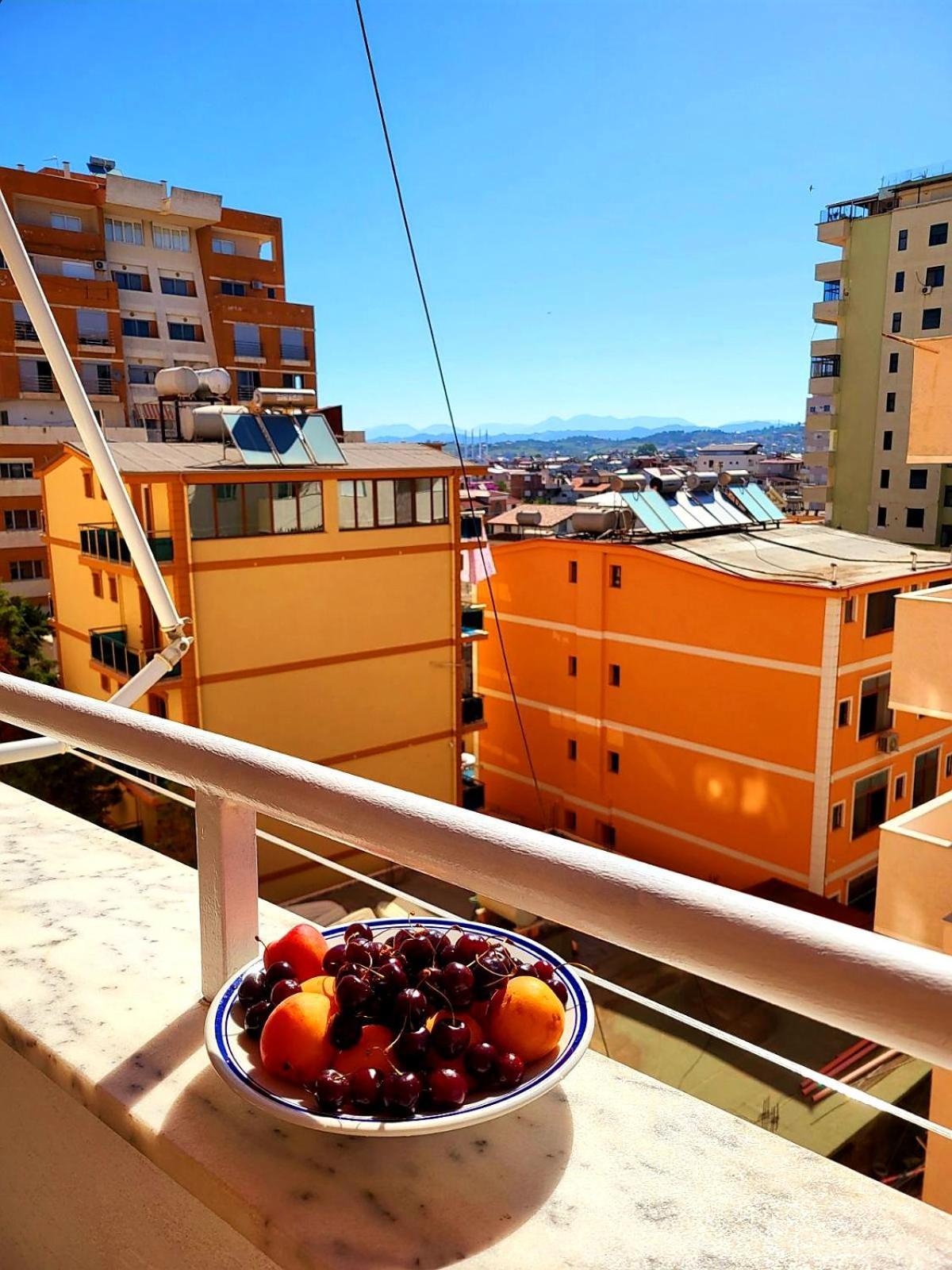 Amaris Apartment Durres Bagian luar foto
